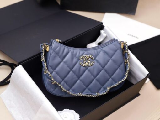Chanel Hobo Handbag for Women Blue Gold Lock 23x13x5cm - Image 3
