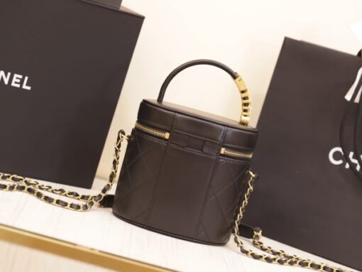 Chanel Vanity Like Auth Women’s Cowhide Handbag with Gold Lock 20x14cm - Image 6