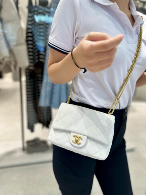 Chanel Classic Like Auth Crossbody Bag for Women White 20x14x8cm - Image 8