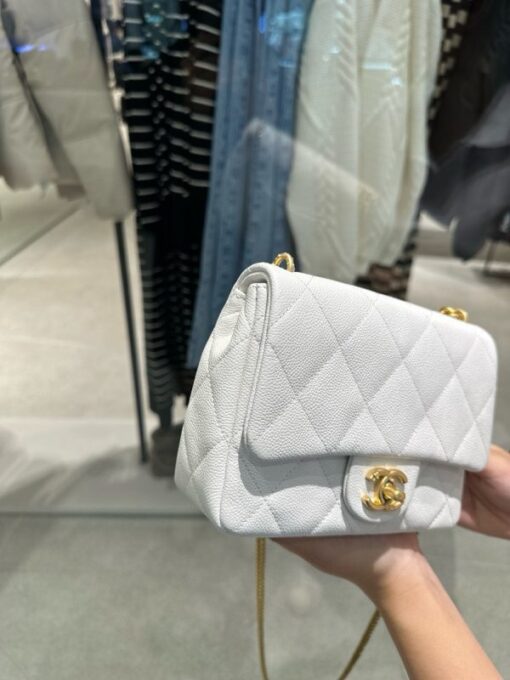 Chanel Classic Like Auth Crossbody Bag for Women White 20x14x8cm - Image 3