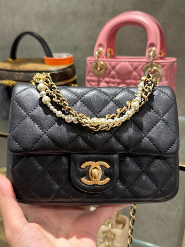 Chanel Women’s Handbag With Black Pearl Strap Like Auth 20cm - Image 2
