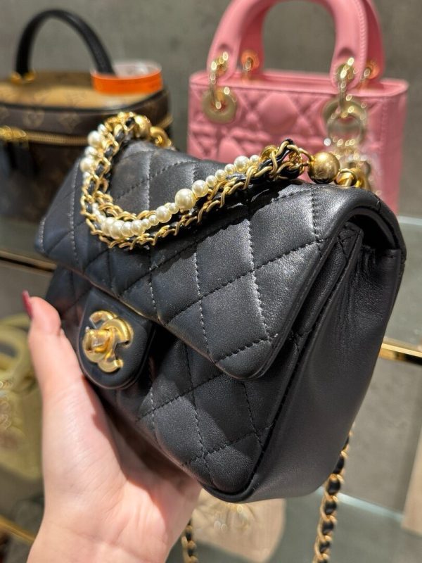Chanel Women’s Handbag With Black Pearl Strap Like Auth 20cm - Image 4