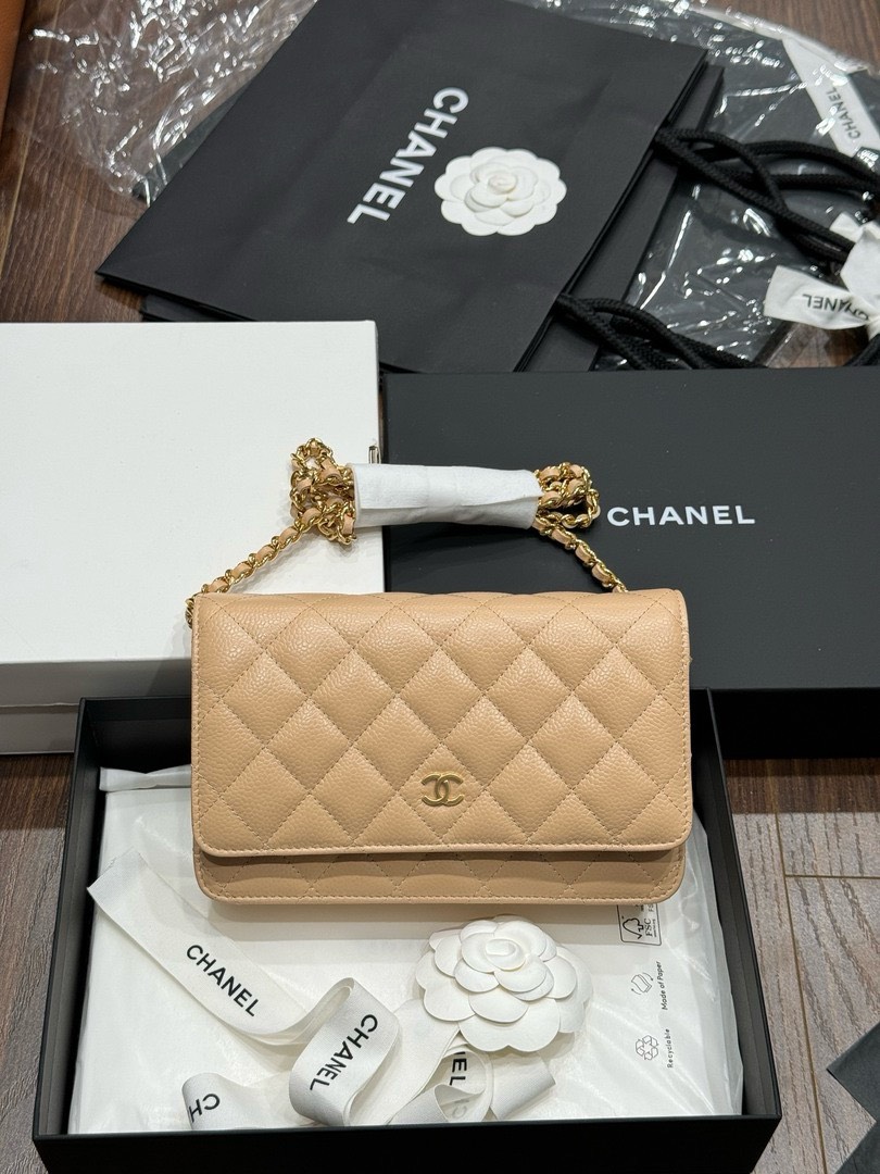 Chanel Woc Beige Women’s Handbag with Super Quality Gold Lock 19cm