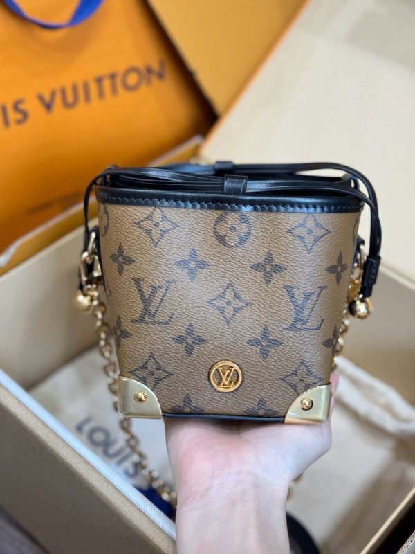 Louis Vuitton Monogram Box Bag Super Quality 11.5cm - Image 3