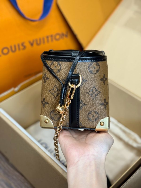 Louis Vuitton Monogram Box Bag Super Quality 11.5cm - Image 4