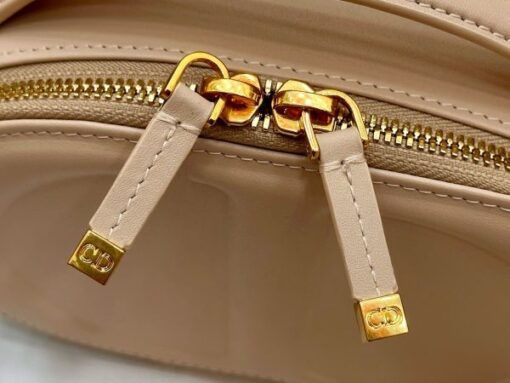 Dior CD Signature Super Premium Women’s Handbag Beige 18x11x6.5cm - Image 5