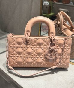 Dior D-Joy Women’s Handbag with Pink Diamond Pattern Like Auth 26cm