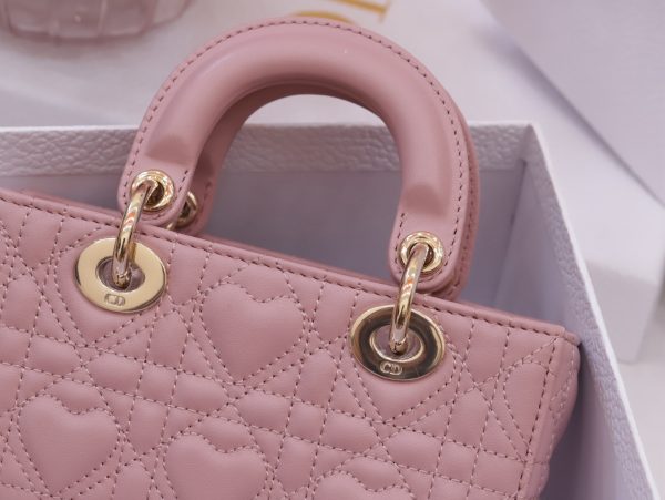Dior Lady D-Joy Super High-Quality Women’s Handbag Pink Heart Pattern 16.5x10x6cm - Image 4