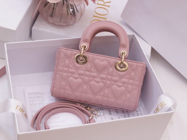 Dior Lady D-Joy Super High-Quality Women’s Handbag Pink Heart Pattern 16.5x10x6cm - Image 3