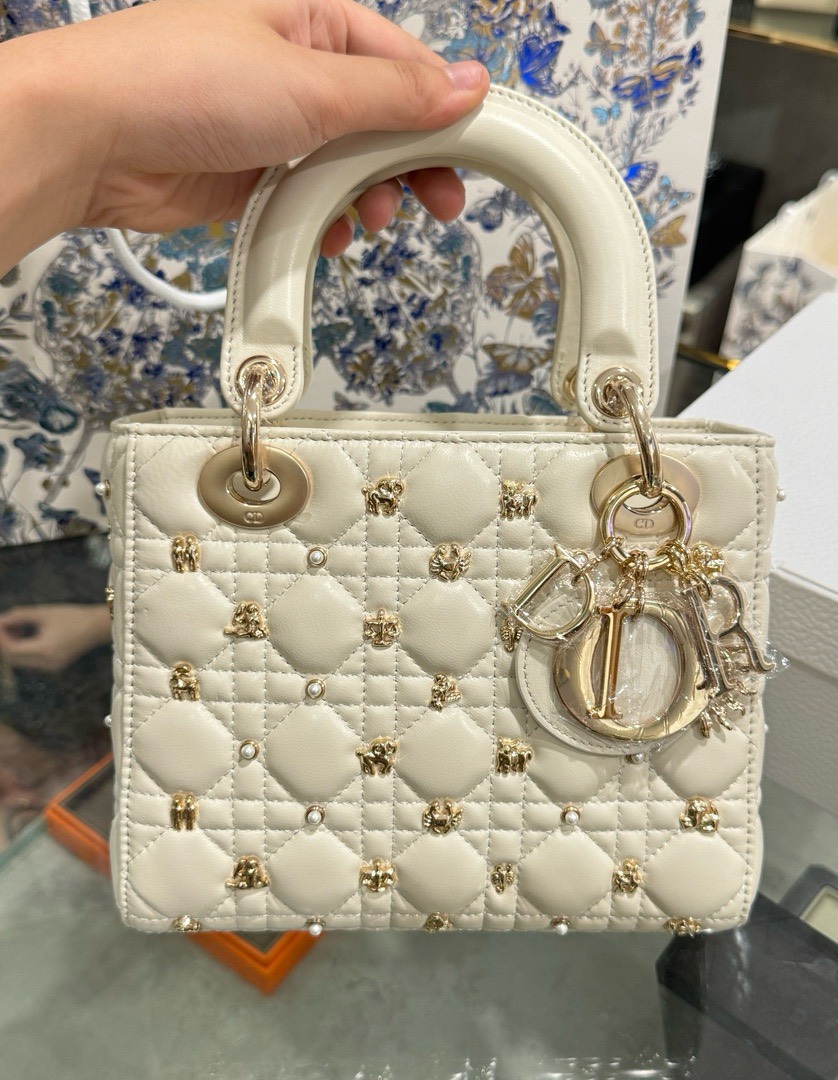 Dior Lady Women’s White Sheepskin Handbag Like Auth 20cm