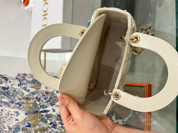 Dior Lady Women’s White Sheepskin Handbag Like Auth 20cm - Image 7