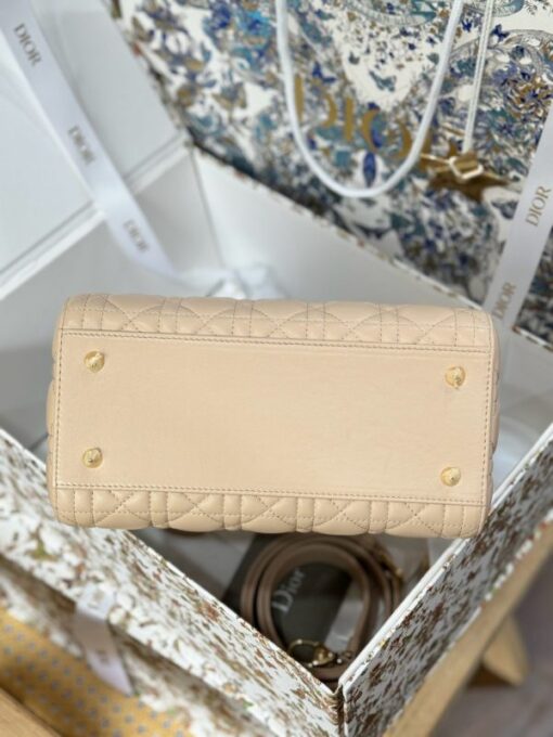 Dior Lady Beige Women’s Handbag Replica 11 High Quality 24cm - Image 7