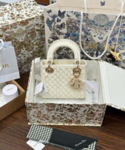 Dior Lady White Pearl Handbag Like Auth 17cm
