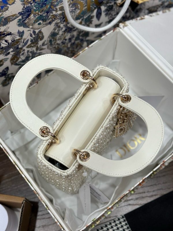 Dior Lady White Pearl Handbag Like Auth 17cm - Image 8