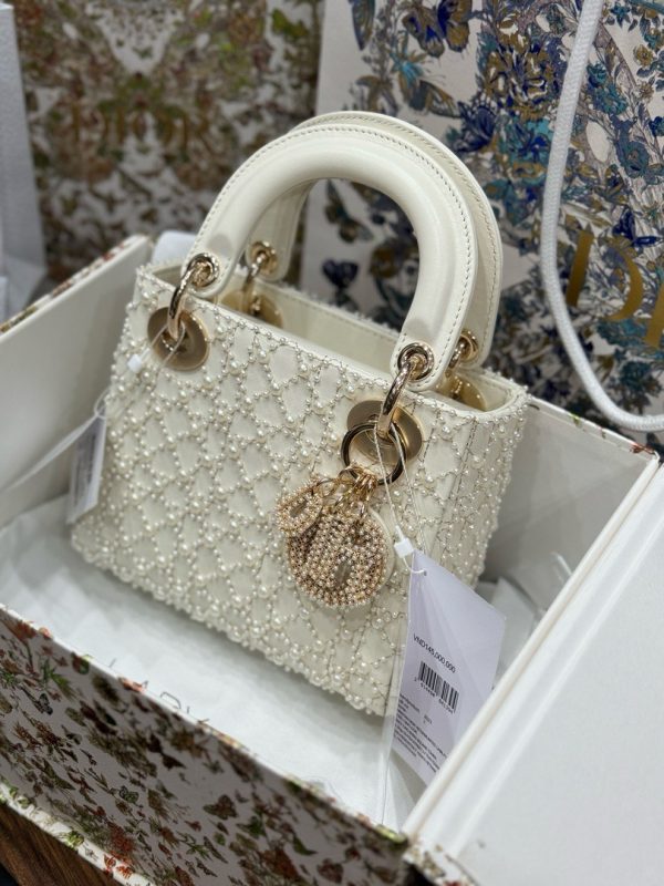 Dior Lady White Pearl Handbag Like Auth 17cm - Image 5