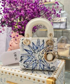 Dior Lady Replica 1:1 Women’s Handbag Beaded Pattern 12×10.5x5cm