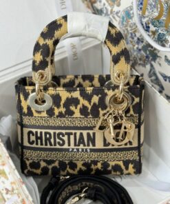 Alternative view of Dior Lady Super Quality Women’s Handbag Embroidered Fabric 17cm