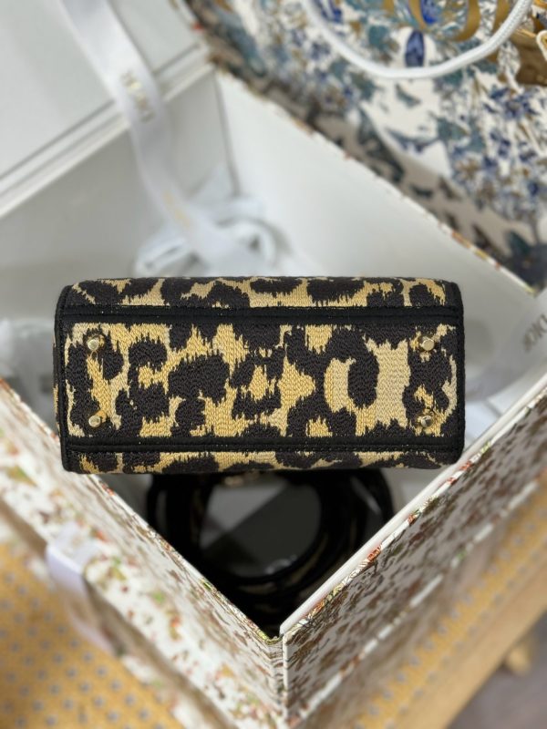 Dior Lady Super Quality Women’s Handbag Embroidered Fabric 17cm - Image 5