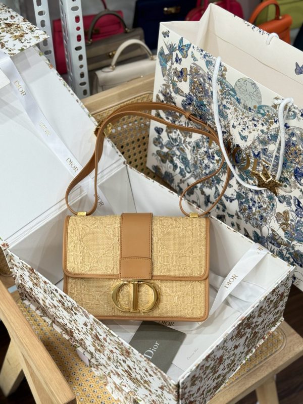 Dior Montaigne Super High Quality Women’s Handbag Yellow 24x17x8cm - Image 2