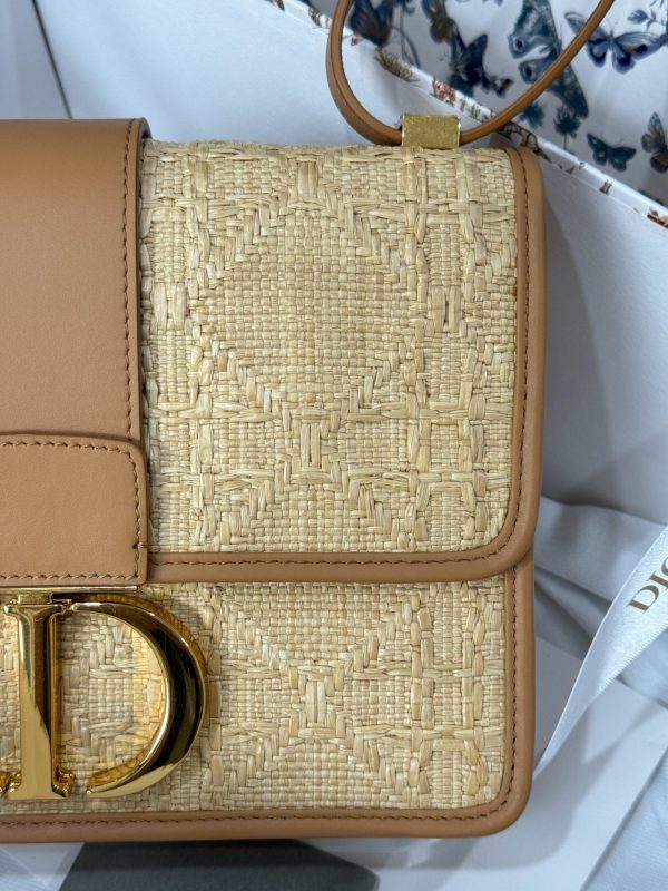 Dior Montaigne Super High Quality Women’s Handbag Yellow 24x17x8cm - Image 8
