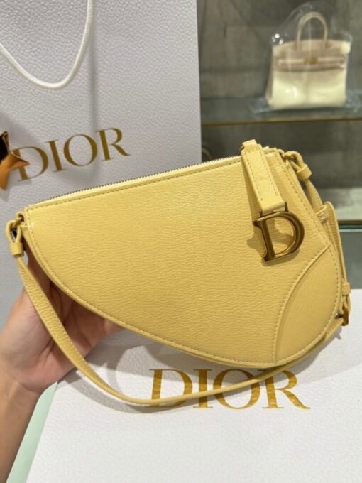Dior Saddle Women’s Handbag Super Quality Yellow Cowhide Leather 20x15x4cm - Image 2
