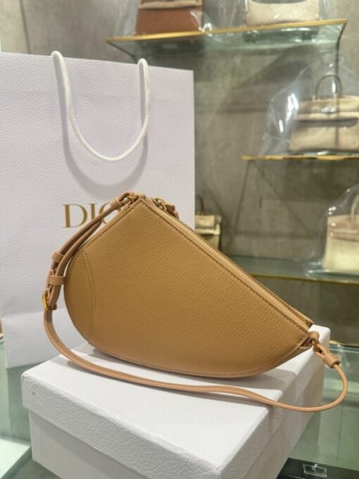 Dior Super Saddle Bag for Women Brown 20x15x4cm - Image 4