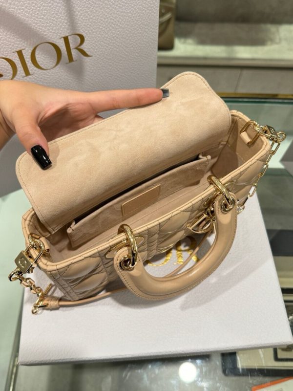 Dior Lady D-Joy Women’s Beige Handbag Gold Plated Lock 22cm - Image 6