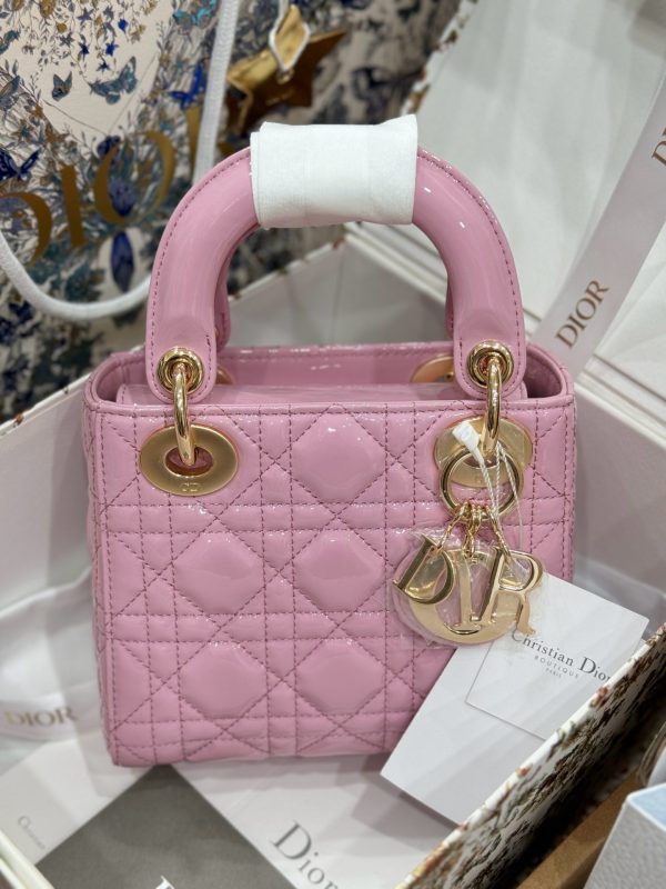 Dior Lady Women’s Pink Handbag with Gold Lock 17cm - Image 3