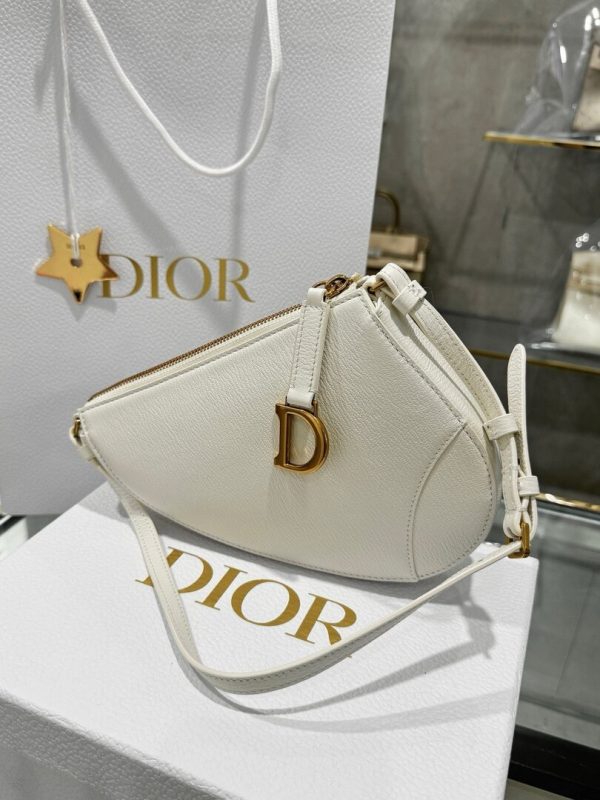 Dior Saddle Women’s Handbag White Cowhide 20x15x4cm - Image 3