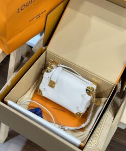 Louis Vuitton LV Side Trunk Super High Quality Women’s Handbag White 18×12.5x8cm