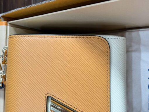 Louis Vuitton LV Twist Super Premium Women’s Cowhide Handbag 23x17x9.5cm - Image 10