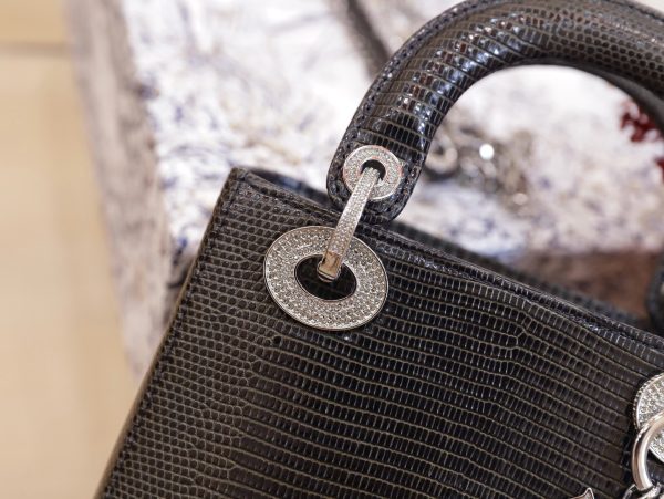 Dior Lady Rep 11 High-Quality Black Lizard Leather Women’s Handbag 17cm - Image 7