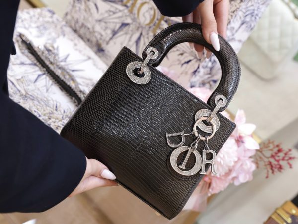 Dior Lady Rep 11 High-Quality Black Lizard Leather Women’s Handbag 17cm - Image 3