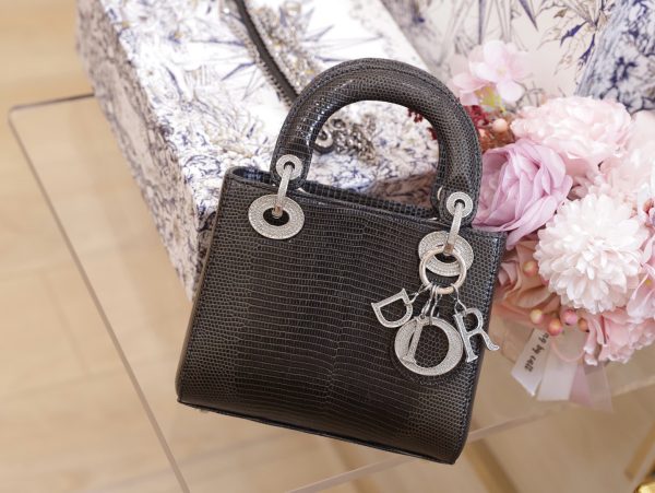 Dior Lady Rep 11 High-Quality Black Lizard Leather Women’s Handbag 17cm - Image 2