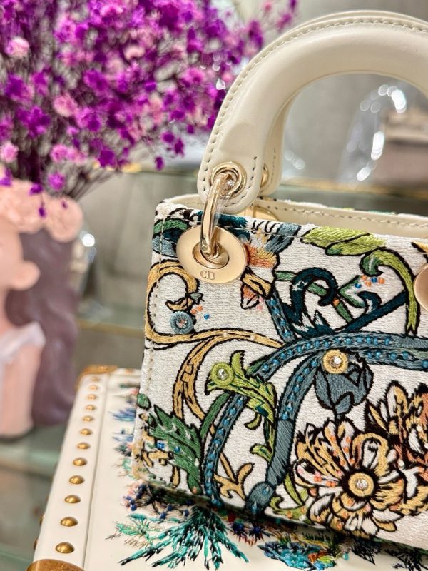 Dior Lady Replica 1:1 Women’s Handbag Elephant Pattern Rose Gold Lock 12×10.5x5cm - Image 5