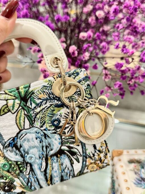 Dior Lady Replica 1:1 Women’s Handbag Elephant Pattern Rose Gold Lock 12×10.5x5cm - Image 4