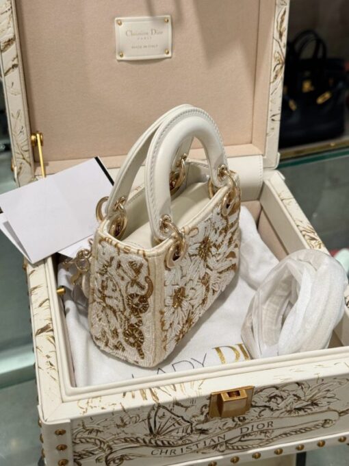 Dior Lady Replica 1:1 Women’s Handbag Sun Pattern 17cm - Image 10