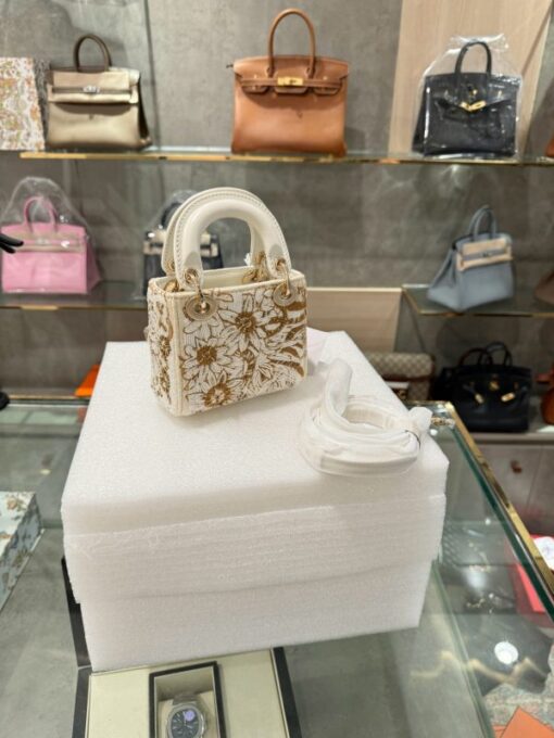 Dior Lady Replica 1:1 Women’s Handbag Sun Pattern 17cm - Image 4