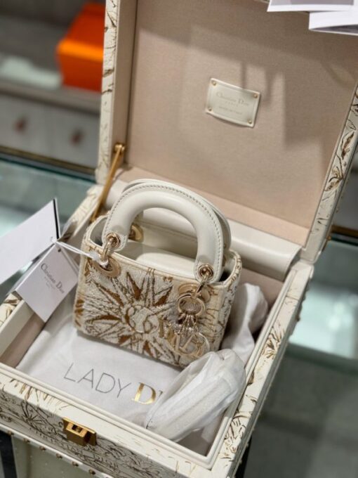 Dior Lady Replica 1:1 Women’s Handbag Sun Pattern 17cm - Image 11