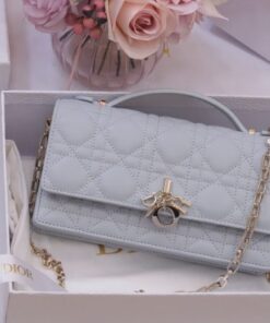 Alternative view of Dior Woc Super Premium Women’s Handbag Gray Rose Gold Plated Lock 21×11.5×4.5cm
