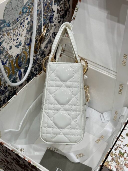 Rep 11 Dior Lady Women’s Handbag White Glossy Leather 17cm - Image 4