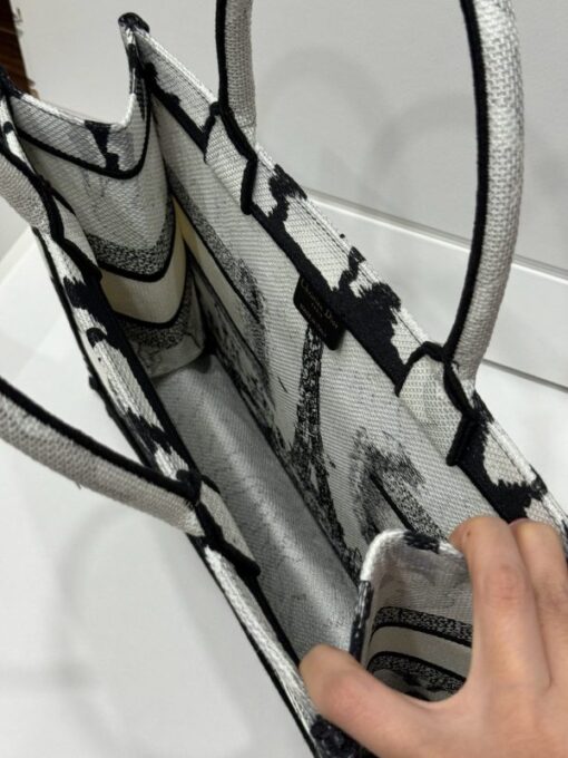 Dior Book Tote Women’s Super Handbag Eiffel Tower Pattern 36.5cm - Image 6