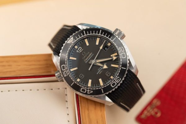 Omega Replica Watch Planet Ocean 600M Dial Black VS Factory 43.5mm - Image 2