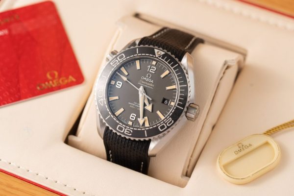 Omega Replica Watch Planet Ocean 600M Dial Black VS Factory 43.5mm - Image 4