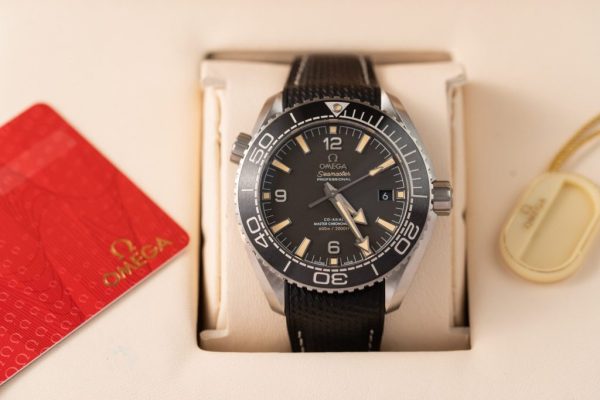 Omega Replica Watch Planet Ocean 600M Dial Black VS Factory 43.5mm - Image 3
