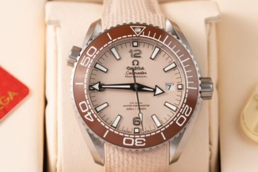 Omega Best Replica Watches Planet Ocean 600M Dial Light Pink VS Factory 43.5mm - Image 4