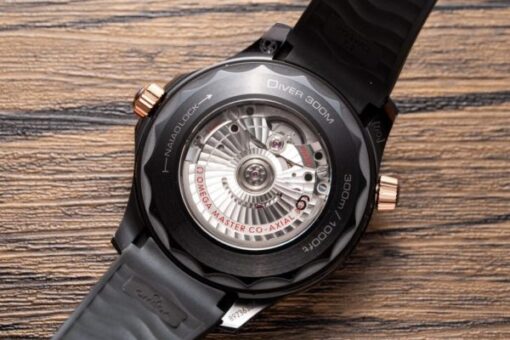 Omega Replica Watch Seamaster Black Dial Rubber Strap VS Factory 42mm - Image 9