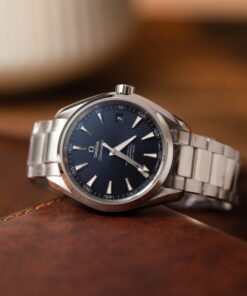 Alternative view of Omega Seamaster Aqua Terra Replica Watch Black Dial VS Factory 41mm