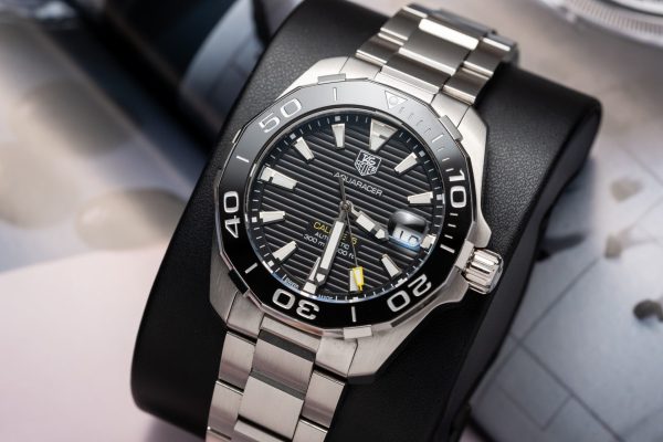 Tag Heuer Replica Watch Aquarace Black Dial Motif Raye 43mm - Image 5