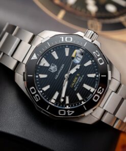 Tag Heuer Replica Watch Aquarace Black Dial Motif Raye 43mm